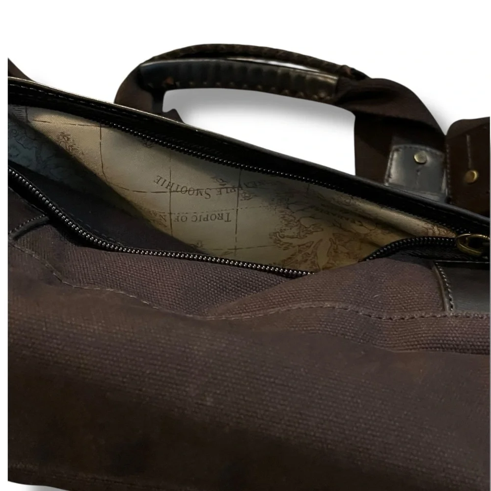 Tommy Bahama Tobago Briefcase Laptop Bag Canvas & Leather Carry Strap Map Lining